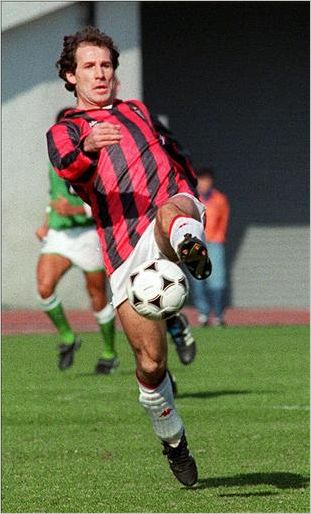 baresi-action89